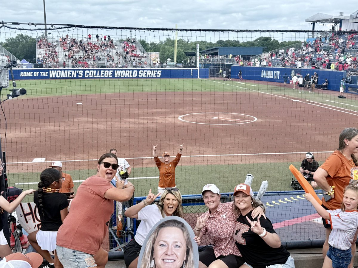 Game 3- Winner takes all! Let’s goo
🤘🧡🫶🏽
<a href="/kaydee_bennett/">Kaydee</a> <a href="/UT_CoachZ/">Kristen Zaleski</a>