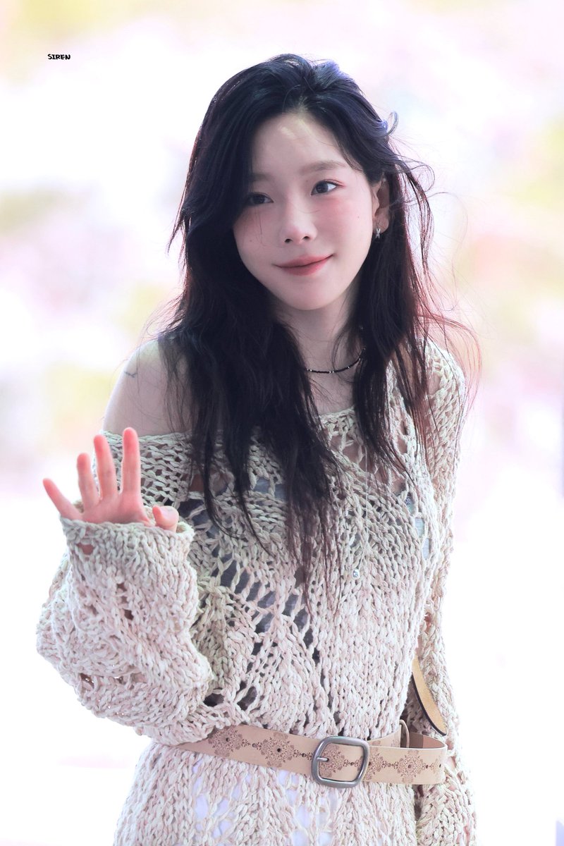 taeyeon pics (@picstaengoo) on Twitter photo 