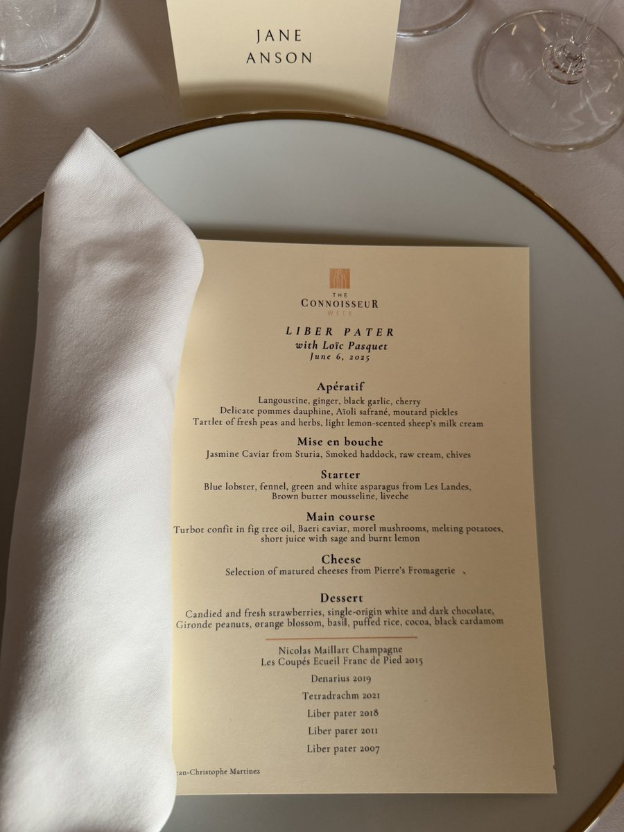 jane anson tweet media