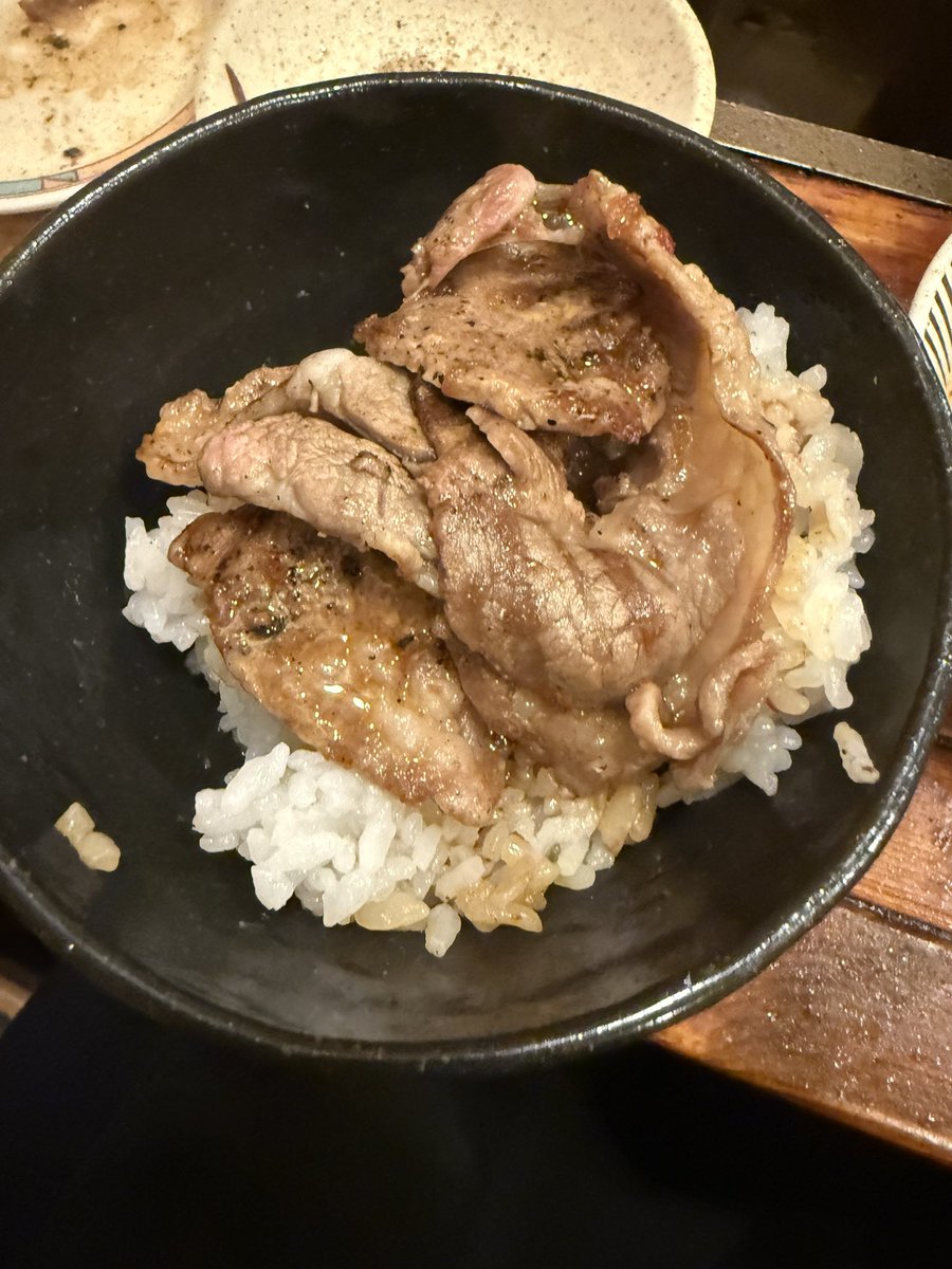 昨日は吉丸でジンギスカン。ラムロールオンライスがとても体に沁みました。