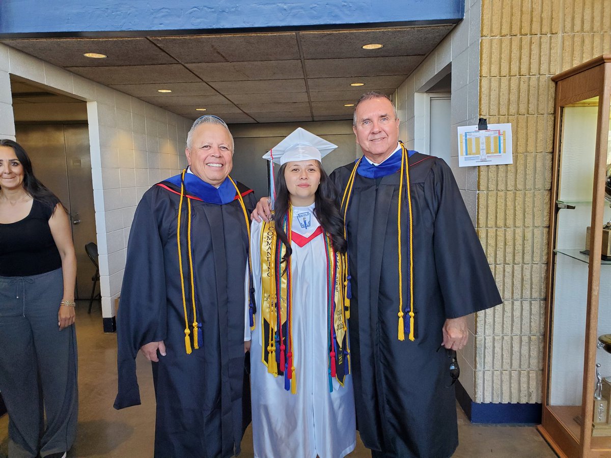Congratulations Annalee Cisneros for Graduating #5 in her Class.