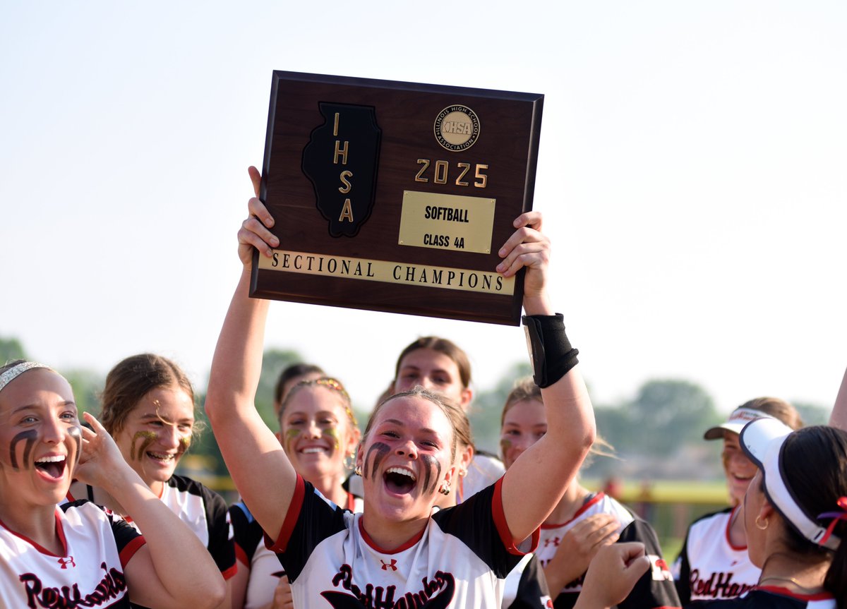 I've joked with kids to remember to turn toward the photographer when you celebrate. OK, only half joking. Sure, enjoy the moment I guess. And then every once in a while, the kids listen. Marist star CF Bree Hanik, a Penn State recruit, for the win.