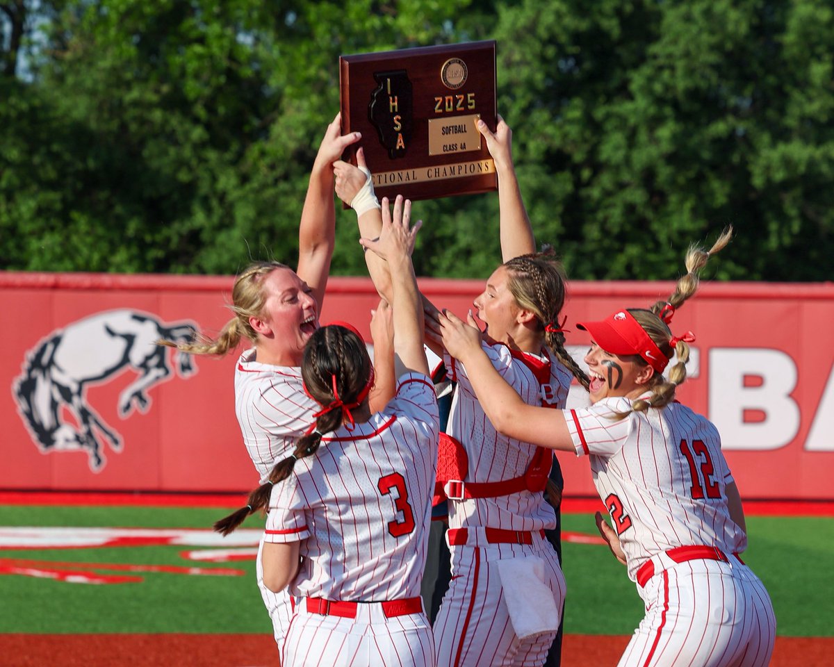 Filliesphotos (@filliesphotos) on Twitter photo What a huge Sectional Championship win for <a href="/softballBHS_/">Barrington H.S. Softball</a> over a talented and tenacious Huntley team. The Fillies will play St. Charles East on Monday, 6-9, at 6 at BHS! Come cheer them on! ππ₯β€οΈ π€π
<a href="/BHS220Athletics/">BarringtonAthletics</a> What a huge Sectional Championship win for <a href="/softballBHS_/">Barrington H.S. Softball</a> over a talented and tenacious Huntley team. The Fillies will play St. Charles East on Monday, 6-9, at 6 at BHS! Come cheer them on! ππ₯β€οΈ π€π
<a href="/BHS220Athletics/">BarringtonAthletics</a>