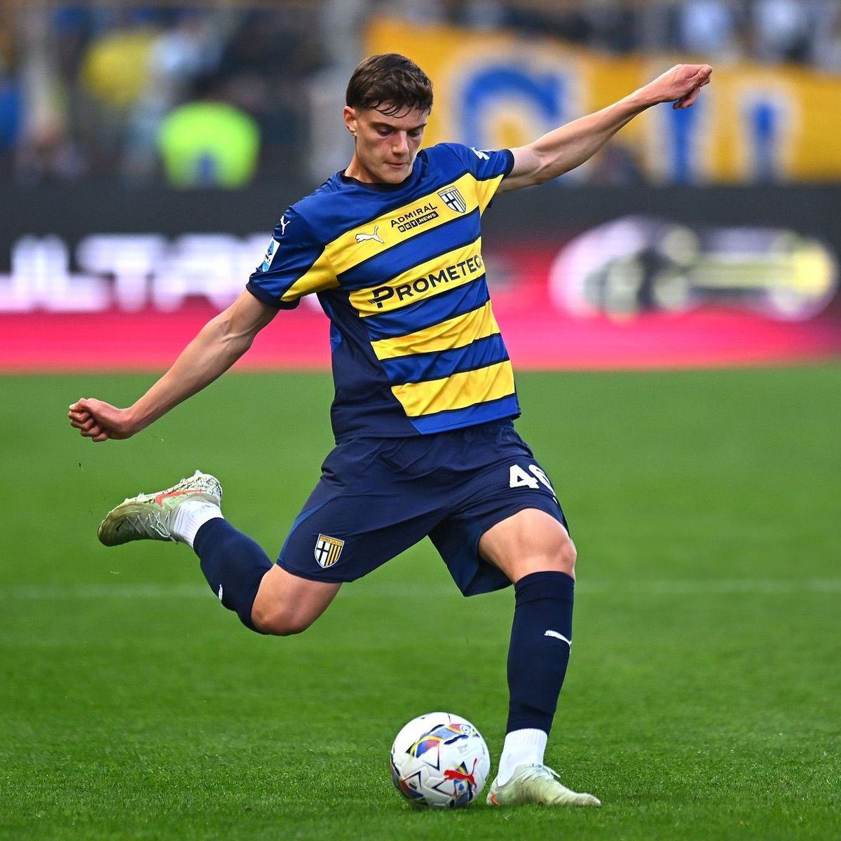 ⚫🔵 Inter está en contacto con los agentes de Rasmus Højlund. 🇩🇰

➡️ El club también se comunicó con el Manchester United para evaluar la viabilidad de la operación.

🇮🇹 Giovanni Leoni es otro jugador que gusta mucho.

F. Romano