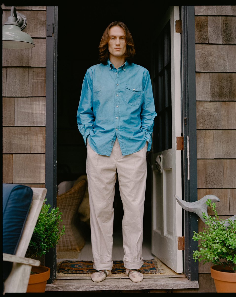 JPRESS_1902's tweet image. We’ve teamed up with American Trench to create a rugged, sun-faded capsule that’s entirely Made-in-America using J. Press’ most famous fabrics — oxford cloth, madras, seersucker, and linen — in a muted, low-key color palette: jpressonline.com/collections/j-…