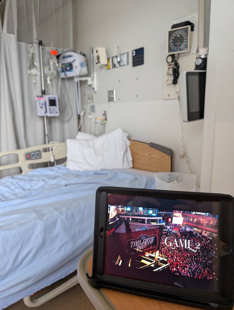 My view for tonight's Game 2 #StanleyCup 
<a href="/EdmontonOilers/">Edmonton Oilers</a> <a href="/EdmontonJack/">Jack Michaels</a> <a href="/GenePrincipe/">Gene Principe</a> 
#LetsGoOilers
#FuckCancer