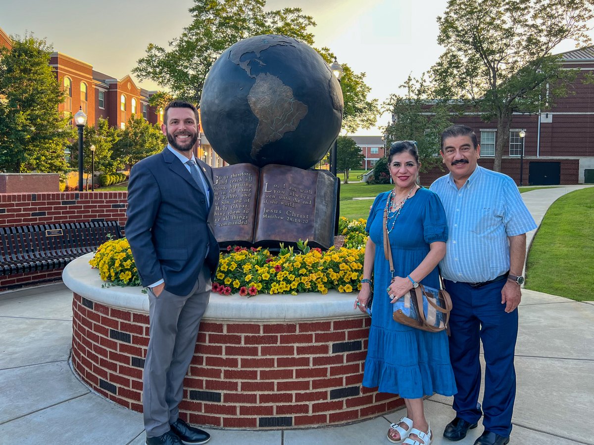 ETBU's tweet photo. Last night, ETBU was honored to host the Hispanic Pastors of East Texas Dinner at the Great Commission Center. We are grateful for the opportunity to connect with local ministry leaders and build relationships that further the Kingdom across our region. https://t.co/GxkkcDhJwm