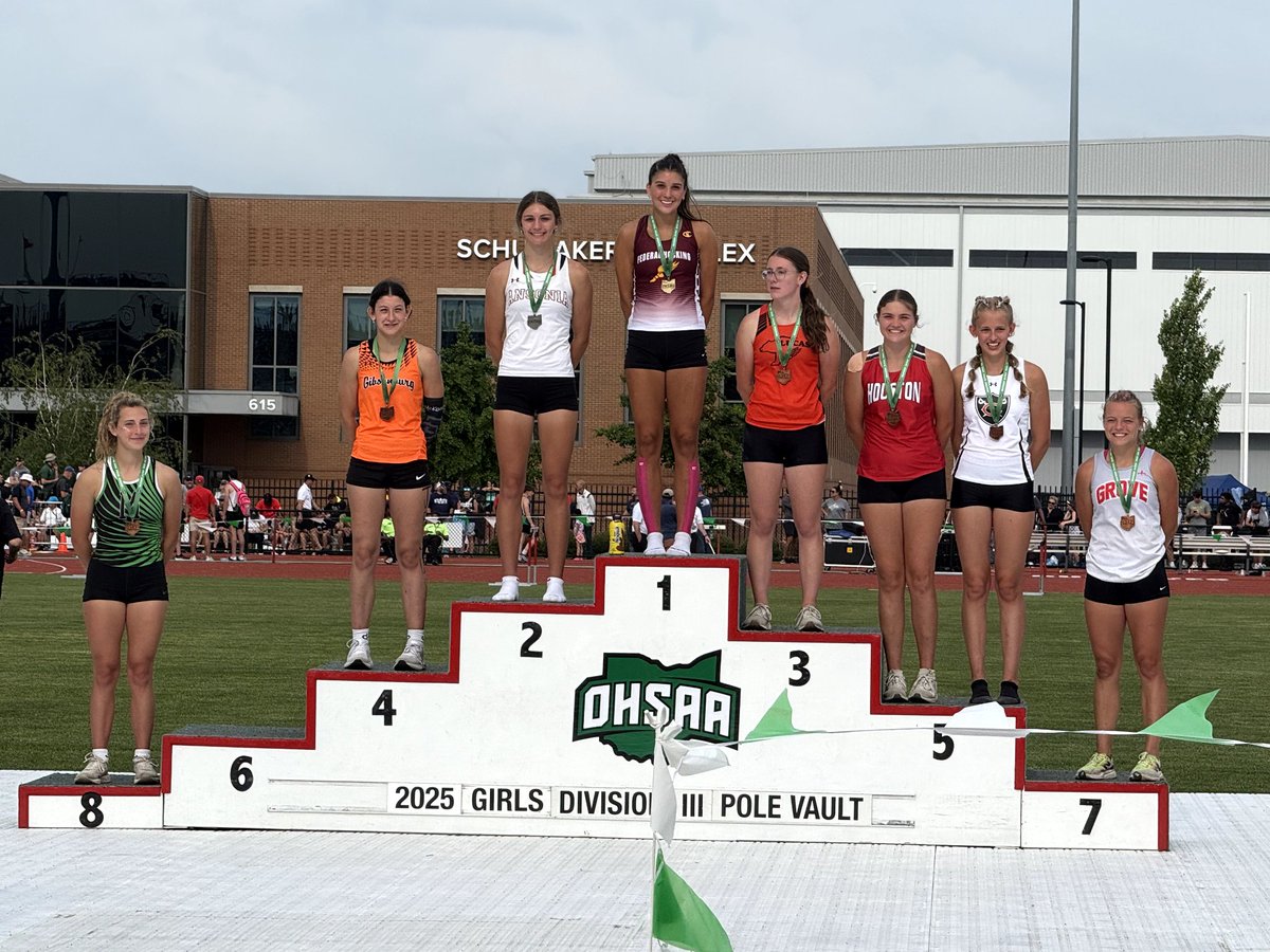 AnsoniaTigersAD's tweet photo. London Reichert is the D3 OHSAA State Runner Up in Girls Pole Vault with a jump of 12 ft! Congratulations London! https://t.co/SN9gPtASkw