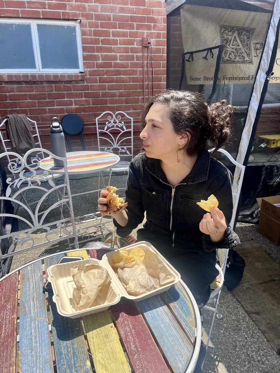Rosie's Chips | Seed Oil Free Chips (@rosieschips) on Twitter photo Find Rosie’s at the Topanga Farmer’s Market (<a href="/TopangaFarmers/">Topanga Market</a>) every Friday at the ApotheCulture stand! 🧑🌾🌞
Grab some ‘booch, bone broth, and pair LA’s favorite chip with sandwich! 🥪🌹 Find Rosie’s at the Topanga Farmer’s Market (<a href="/TopangaFarmers/">Topanga Market</a>) every Friday at the ApotheCulture stand! 🧑🌾🌞
Grab some ‘booch, bone broth, and pair LA’s favorite chip with sandwich! 🥪🌹