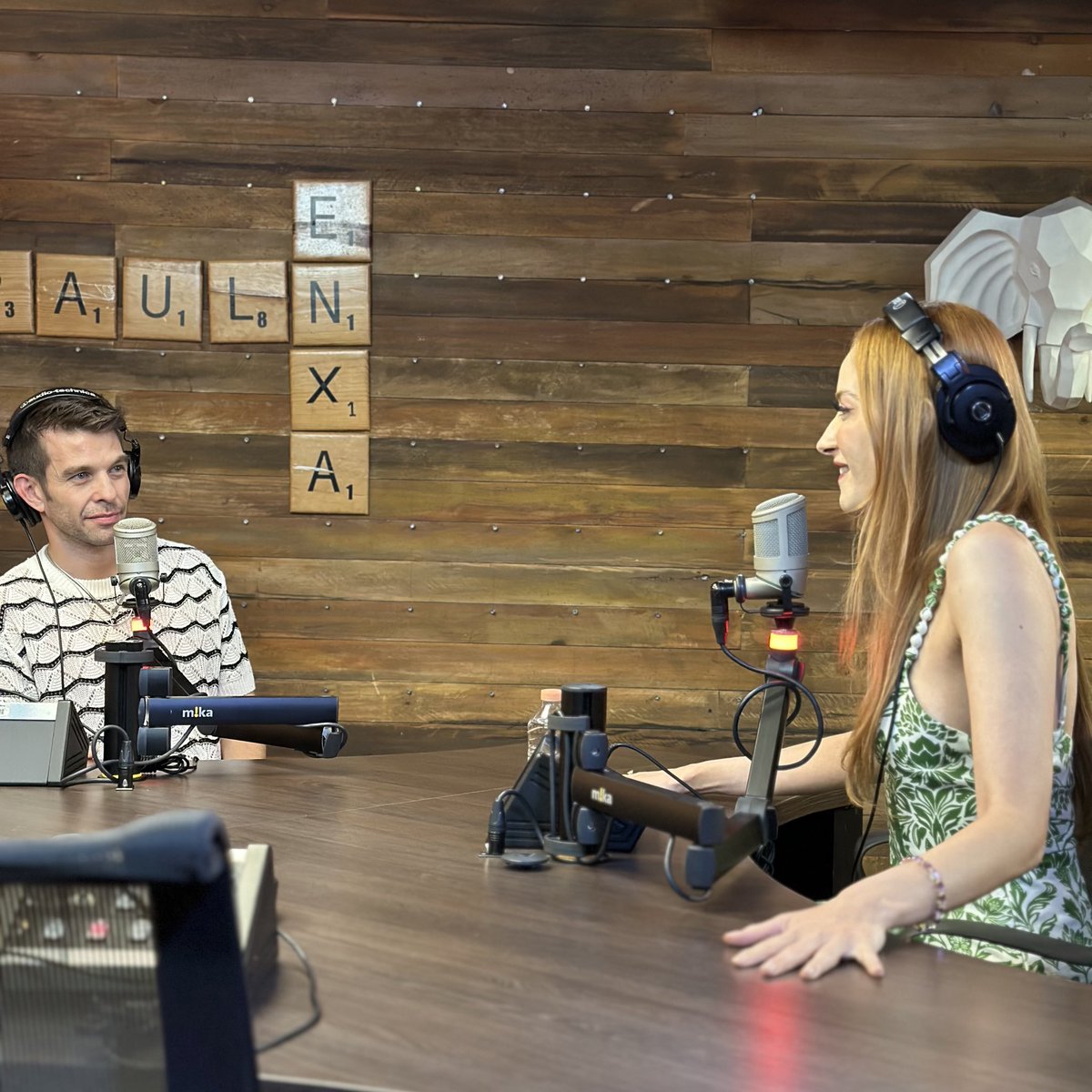 ¡Ya estamos en la entrevista con <a href="/Cecidelacueva/">Ceci de la Cueva</a> y <a href="/Mariosepulveda1/">Mario Sepúlveda</a> 🤩🎶🎤! No te la pierdas en #PaulEnExa con <a href="/PAULSTANLEYD/">PAUL STANLEY</a> en el 104.9 FM 📻