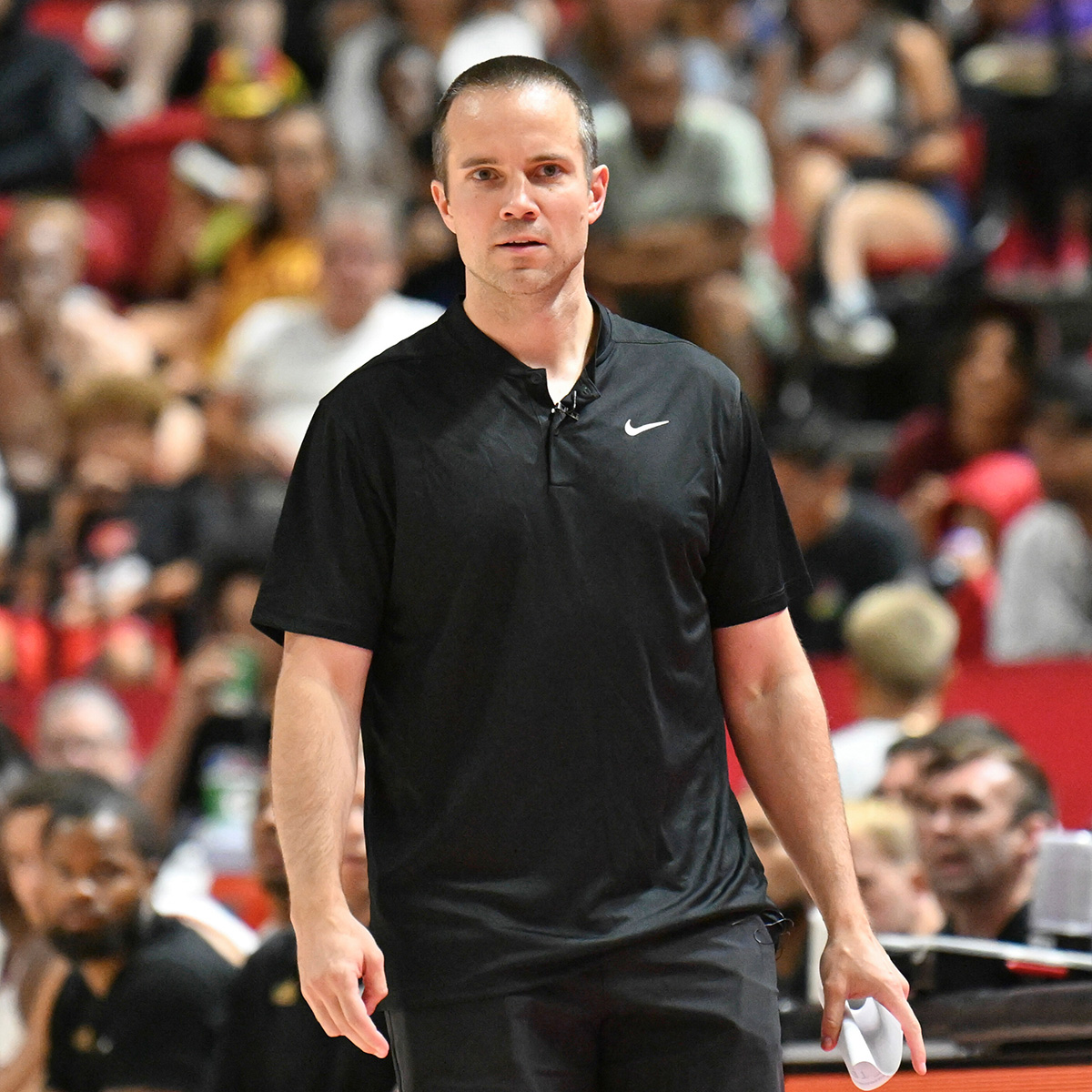 Great work by <a href="/DougHaller/">Doug Haller</a> of <a href="/TheAthletic/">The Athletic</a> in highlighting Coach Jordan Ott’s journey from growing up in a small town in Pennsylvania, hours in the film room, to leading the Phoenix <a href="/Suns/">Phoenix Suns</a>. Read how Coach Ott is praised by fellow colleagues for his strategic and creative thinking,