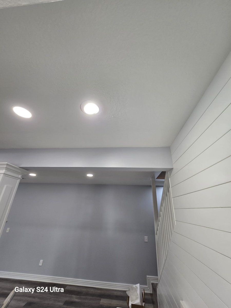 ProLlc49729's tweet photo. Power Up with Barahona Pro Electric Services LLC! From quick repairs to full installations, our licensed team ensures safe, high-quality electrical work you can trust. ✅ Residential &amp; commercial services 📷 Rogers, AR 📷 https://t.co/7g2IQ7ZCUq https://t.co/R12y18akqw