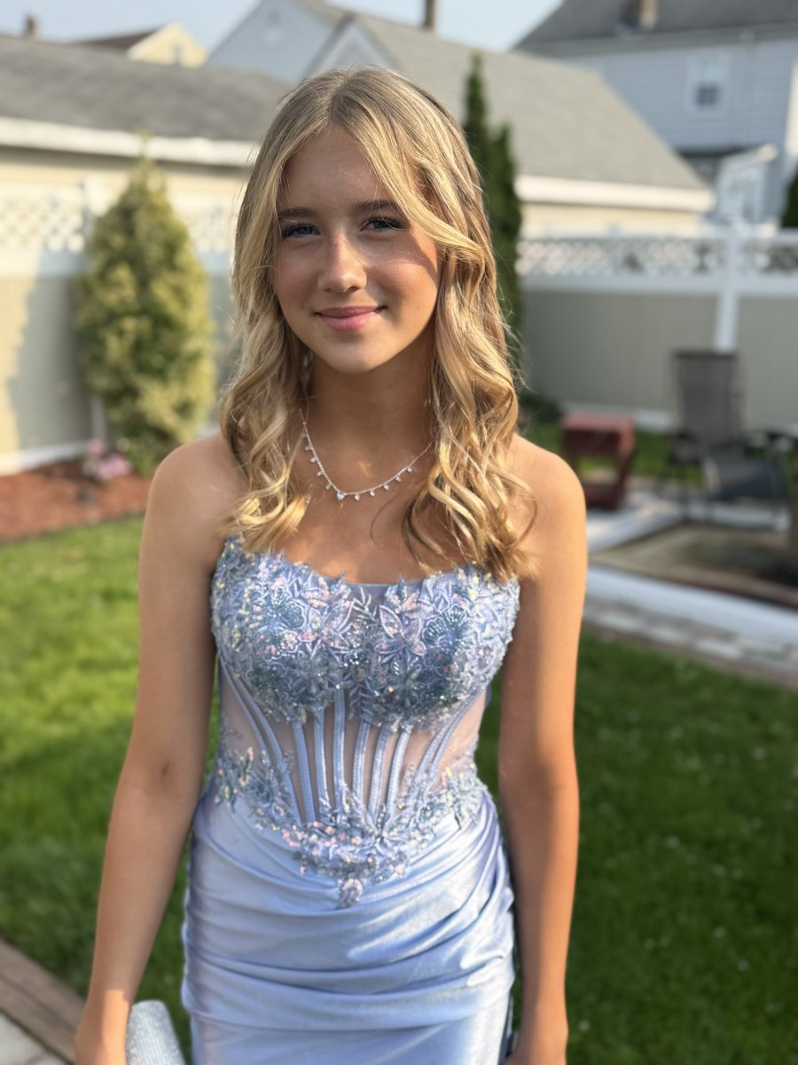 CR2481's tweet photo. 🖤🧡 8th Grade Formal 2025 🧡🖤 Peyton and her friends had an amazing time last night. Huge shout out everyone who helped make this night happen, from the Formal Committee to the middle school staff and the event staff. All of the kids looked amazing and danced the night away. https://t.co/Qt0KX9tebe