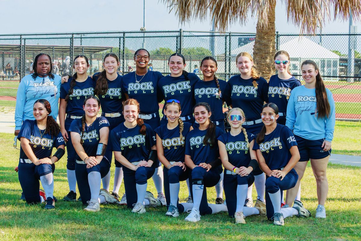 AvaHorswood_28's tweet image. And now we鈥檙e on to Summer 2025 with @RockGoldWalker! Couldn鈥檛 WAIT to get back with these coaches and my girls! The fun and wins started immediately.