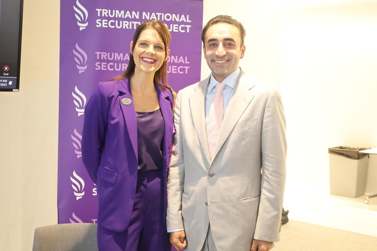 BilawalBhuttoZardari (@bbhuttozardari) on Twitter photo Pleased to join a fireside chat at the <a href="/TrumanCenter/">Truman Center</a> to reflect on the Pakistan-U.S. longstanding partnership. Emphasized that lasting peace in South Asia is key to unlocking economic growth, countering terrorism, and enhancing regional connectivity. Welcomed the U.S.-brokered Pleased to join a fireside chat at the <a href="/TrumanCenter/">Truman Center</a> to reflect on the Pakistan-U.S. longstanding partnership. Emphasized that lasting peace in South Asia is key to unlocking economic growth, countering terrorism, and enhancing regional connectivity. Welcomed the U.S.-brokered