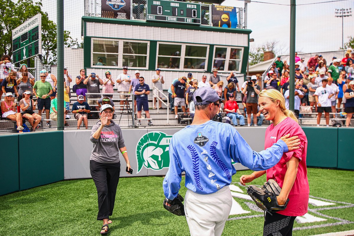 Katie Gonzales tweet media