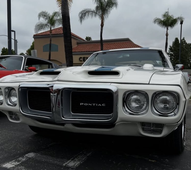 ksharon2's tweet image. #FrontEndFriday