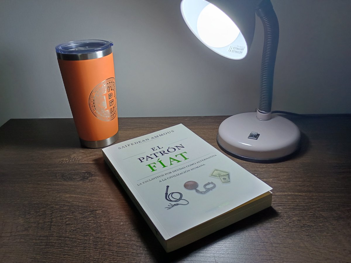 Got an extremely interesting book to read now. 

I'm 100% sure I'll read it more than once.
El Patron Fiat by <a href="/saifedean/">Saifedean Ammous</a>.
Thanks <a href="/PupusasG/">PupusasG</a> ! 

#thisIsBitcoinCountry 🇸🇻#thisIsBitcoinEducationAtItsBest 🧡