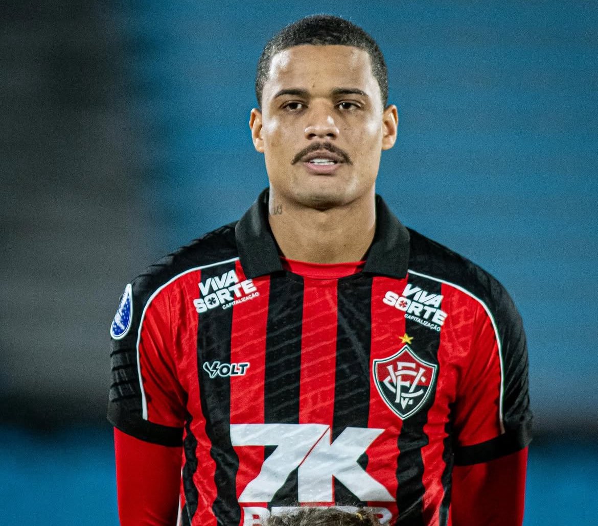 🚨 CONCRETIZADO! 

Janderson está de saída do Vitória! Destino: Göztepe, da Turquia. A saída já está concretizada e ele deve embarcar nos próximos dias. O atacante já se despediu dos companheiros. Informações dos valores em breve.