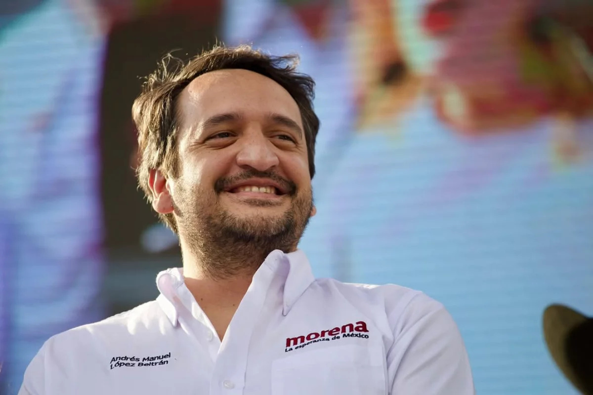 RicardoMonrealA's tweet image. La violencia vicaria es una de la más crueles expresiones de agresión contra una persona, pero la violencia sicaria busca saciar un instinto primario y básico de venganza. En estos días, Andrés López Beltrán ha padecido estas; nuestra solidaridad con él. De ello escribo en este…