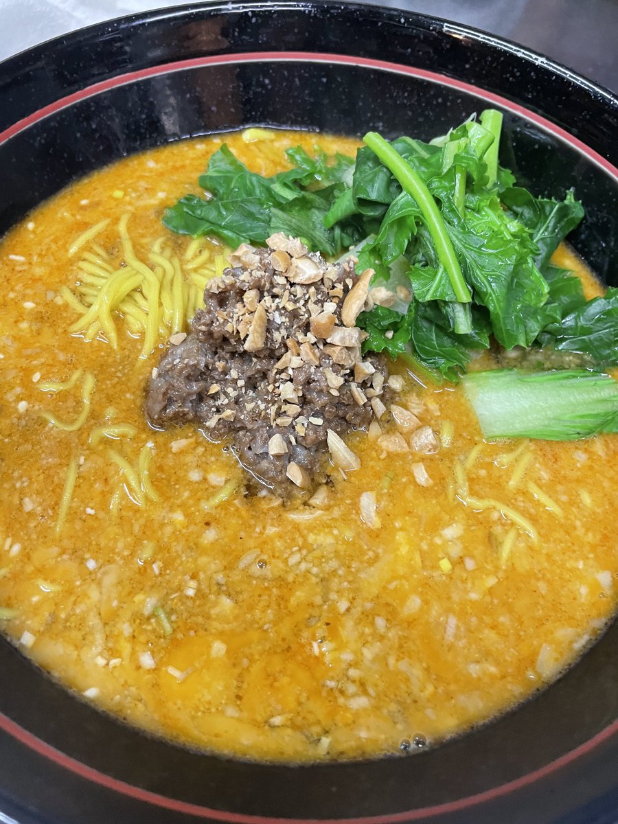 6/7土
昼夜共に通常営業です🈺

お店の紫陽花が見頃になり
沙羅の花が咲いて夏です☀️
しゃらになりませんね🫣

今日は冷やし系にしようか
熱々系にしようか迷う所🍜

本日もご来店お待ちしております🍜