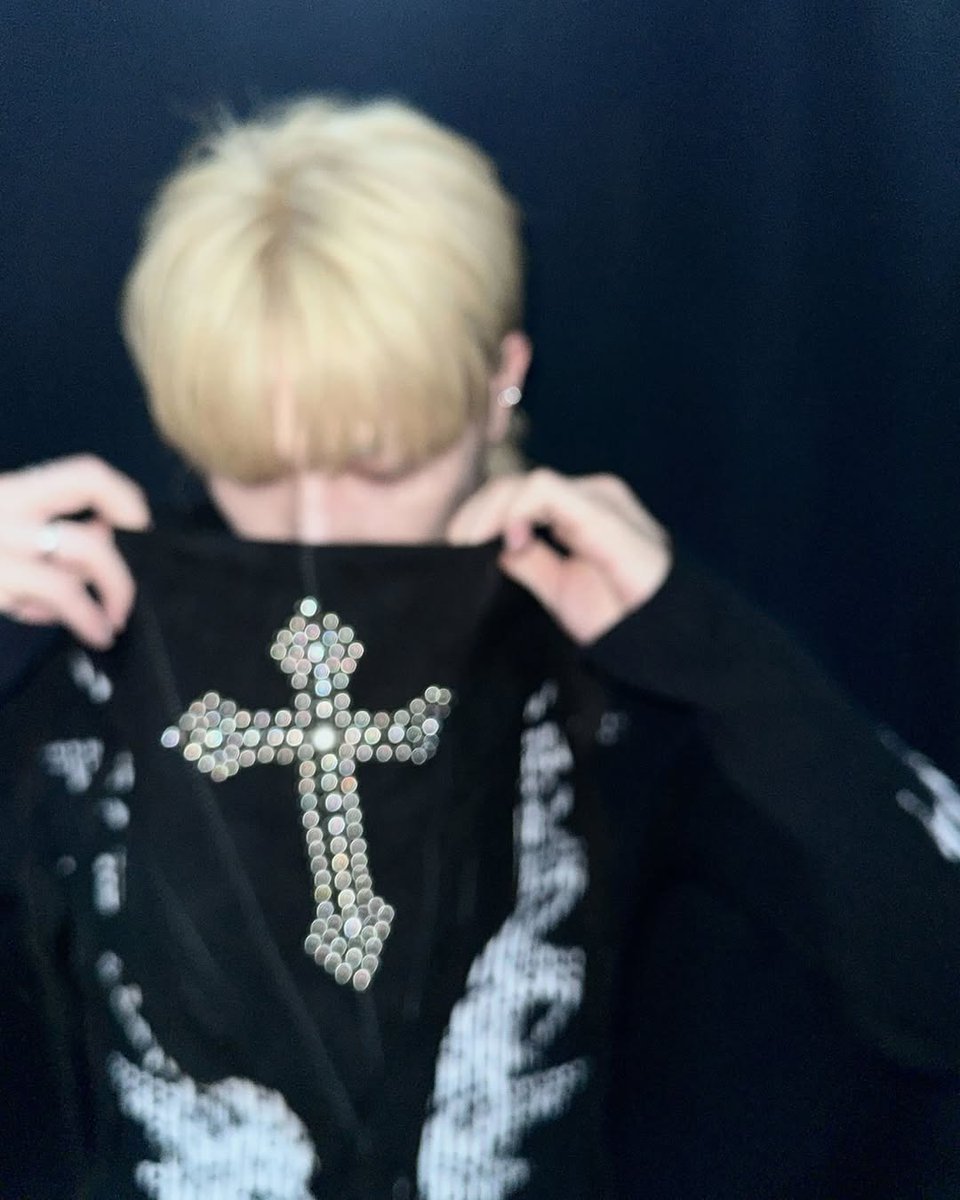 #andTEAM instagram update featuring #NICHOLAS #andTEAM_NICHOLAS #and_TEAM #니콜라스 #王奕翔