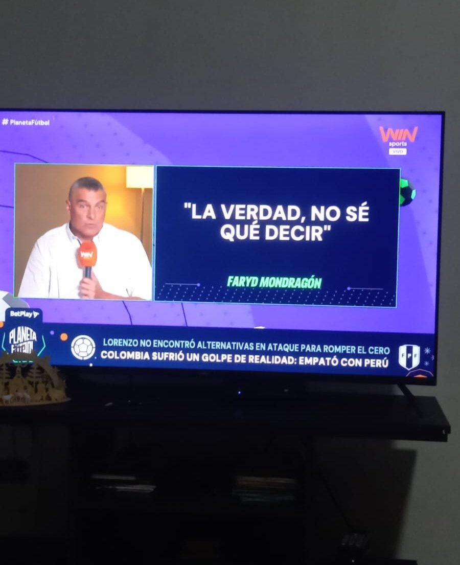 Tranquilos muchachos, ya salió Mondragón a darnos claridad sobre la selección 🙏.