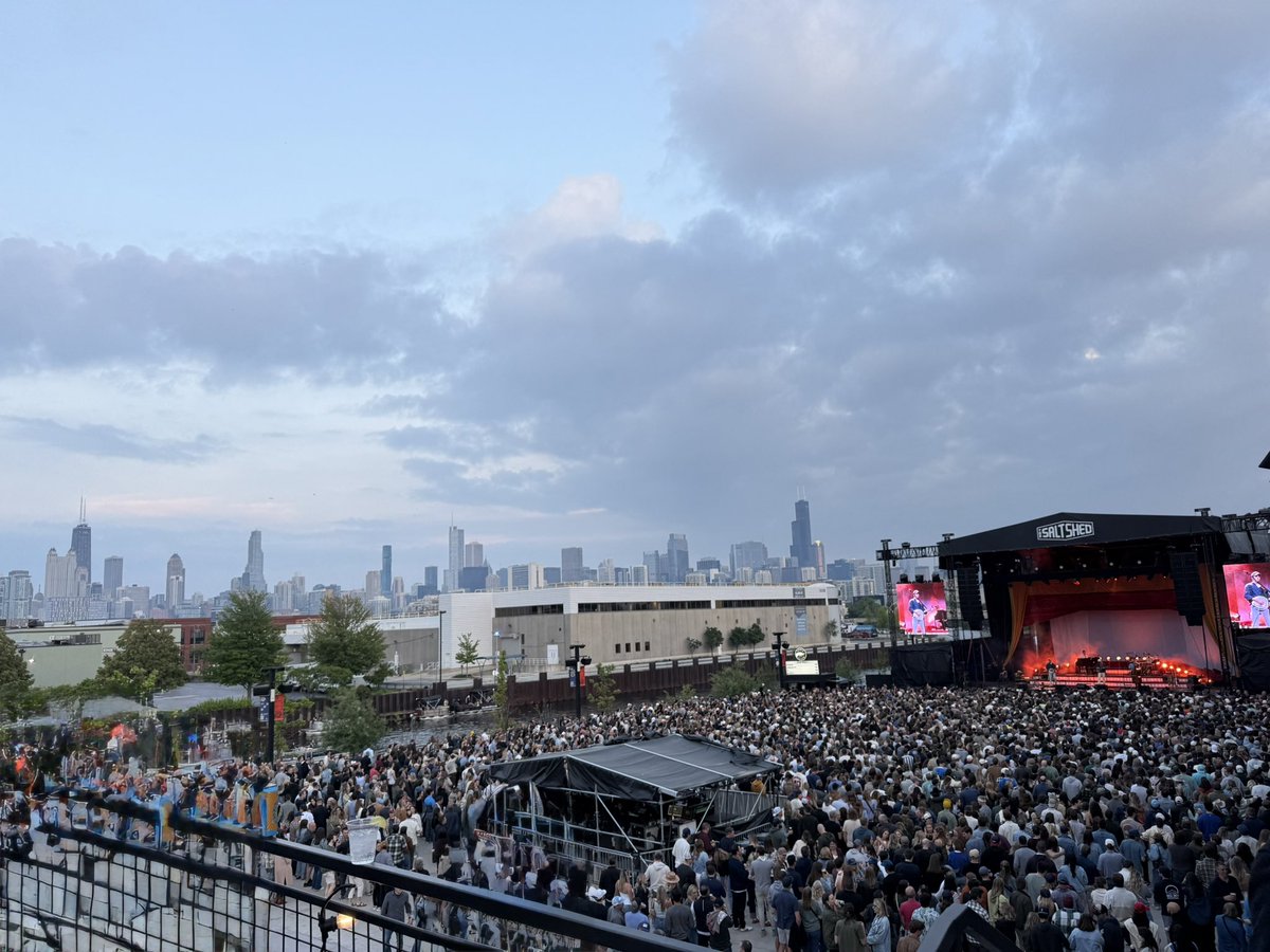 addison151's tweet image. 