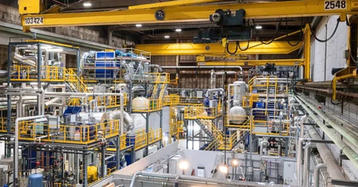 Alfa Laval To Deliver World’s First Ammonia-Incineration Marine Boiler 

Read the news here 👉marineinsight.com/shipping-news/… 

#Marine #AlfaLaval #Ammonia #Boiler #Maritime #MarineInsight #Merchantnavy #Merchantmarine #MerchantnavyShips