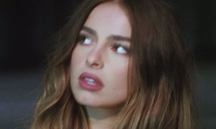 ComplexCut's tweet image. I resisted #AddisonRae for the longest time. I'm not a TikTok afficionado, so I was not pilled into her sordid lore. I like to believe that she grew up, gained experiences, met genuine people, and assembled a great team because her debut album is fantastic. Genuinely beautiful.