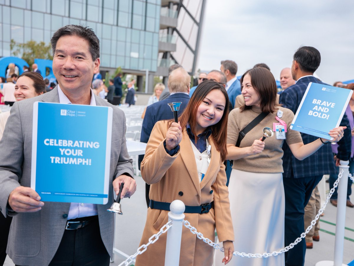 cityofhopeoc's tweet image. It’s official! 🗝️ We now have the keys to Orange County’s only cancer specialty hospital—an incredible milestone and symbol of healing, hope, and breakthroughs. Together, we open the door to a new era of cancer care in our community. 💙
#ThisisHope #CityofHopeOC