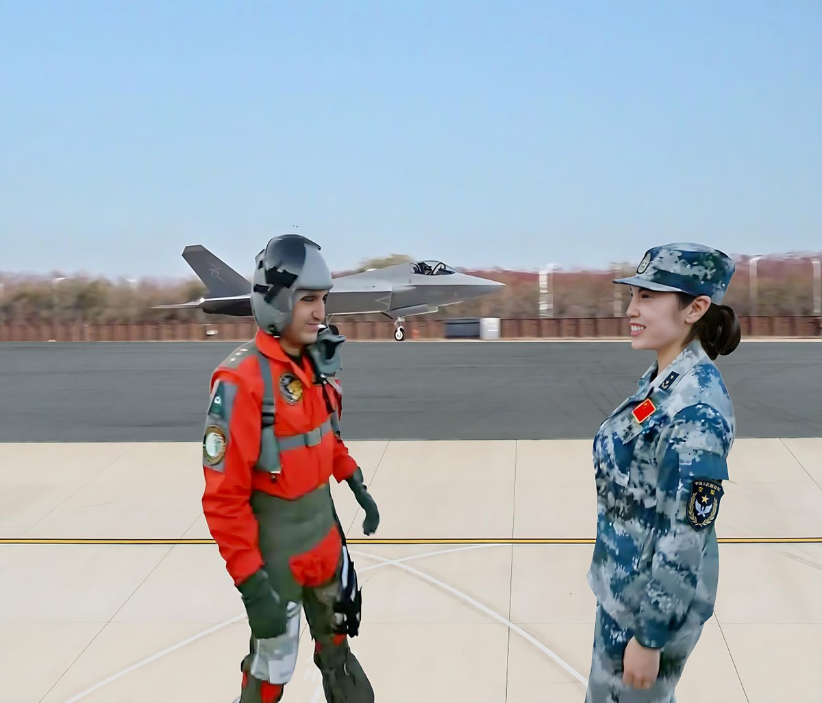FaySue6's tweet photo. China has moved from defense to offensive in South Asia, FAFO. Pakistan has announced the biggest ever arms procurement, including 40 5G J-35 stealth aircraft, KJ-500 AWACS and HQ-19 anti-ballistic missile and anti-satellite weapon system from China.

https://t.co/UcU69EITDD https://t.co/9qgdLmOZe5