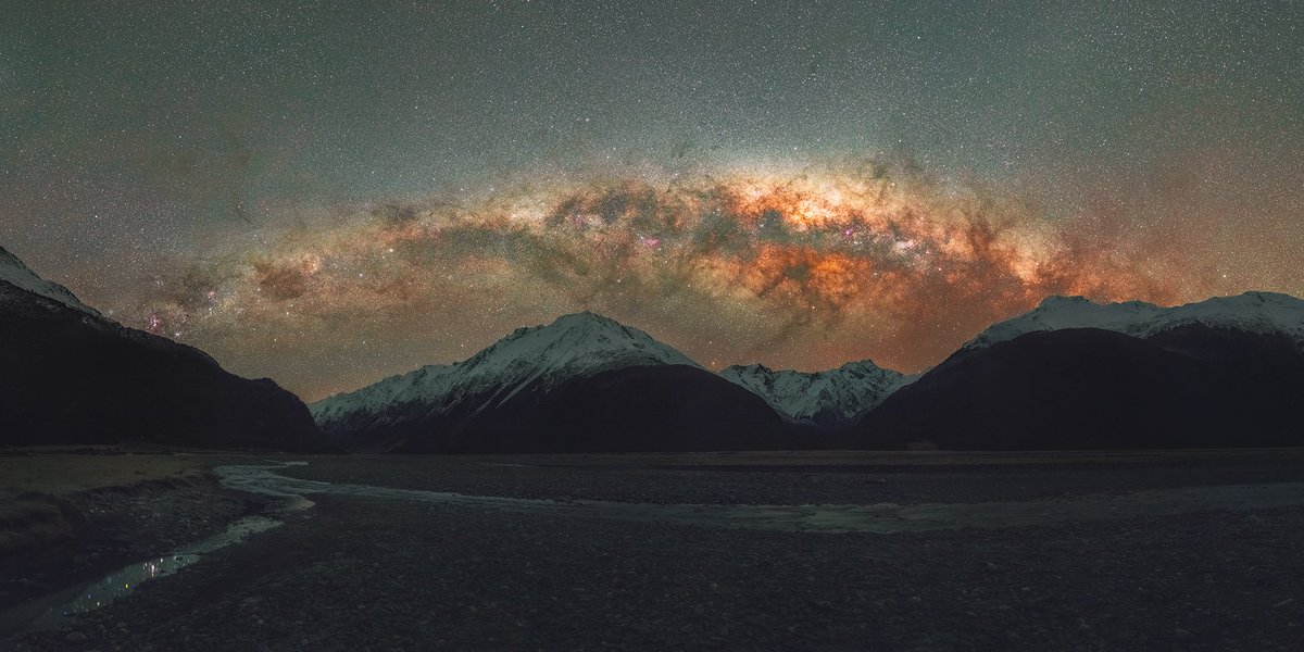 paulwilsonimage's tweet image. gm from new zealand's night sky ✨