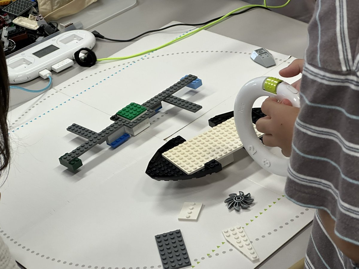 okiu_sanjyo's tweet image. Toio!
#CoderDojoNaha #Toio