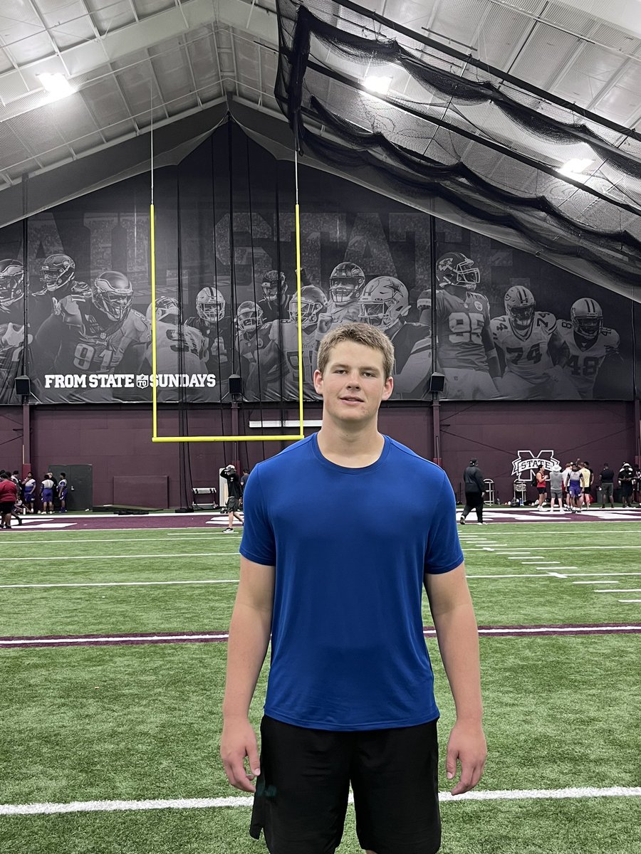 HudsonIngalsbe's tweet image. Had a great experience at Mississippi State’s OL/DL camp today! Great coaches and great competition! #grateful #HailState 

@HailStateFB 
@LoadholtPhil 
@Lee_Wilbanks