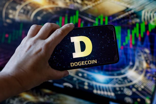BitUltra_io's tweet photo. 🚀Dogecoin to the Moon?🚀

Recent market dips haven't dampened Dogecoin's bullish outlook.  Analysts predict a parabolic surge, citing a recurring bullish signal mirroring previous price spikes.  Key indicators point to a potential trend reversal, with prices potentially exceeding $0.70! #Dogecoin #Crypto #Bullish #ParabolicSurge

---------------------
Source: https://t.co/spYDALfGMU