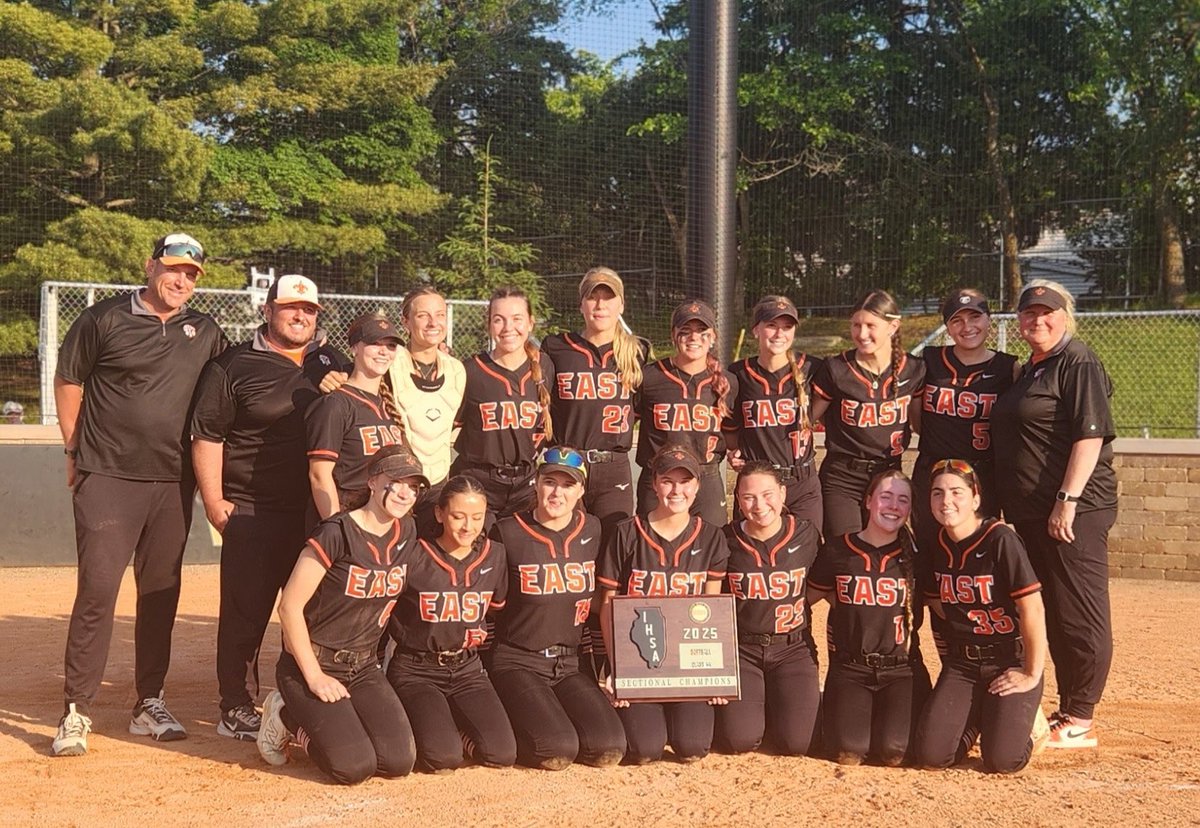 SECTIONAL CHAMPS!! 
Dub 5-0!! 
🔥🔥🔥
<a href="/STCE_Gutesha/">Coach Gutesha</a> 
<a href="/stce_softball/">STCE Softball</a> 
<a href="/AHQFastpitch/">AHQ Fastpitch</a> 
<a href="/AthletesHQElgin/">Athletes HQ®️</a>