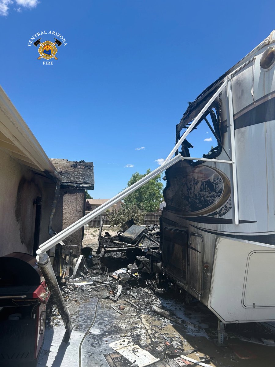 CAFMA &amp; Prescott crews acted quickly today to stop an RV fire that spread to a #PrescottValley home, protecting much of the residence from further damage. No injuries reported. While 1 cat sadly did not survive, 2 dogs &amp; another cat made it out safely. Under investigation #AZFire