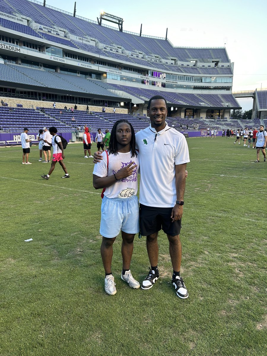 Tyler_RB1622's tweet image. #BlessedLife 
I Had a great time and experience at the TCU camp today. I got to meet some incredible coaches today. Ready to put the coaching i received into action. @JWilson_2 @CoachDomoYoung