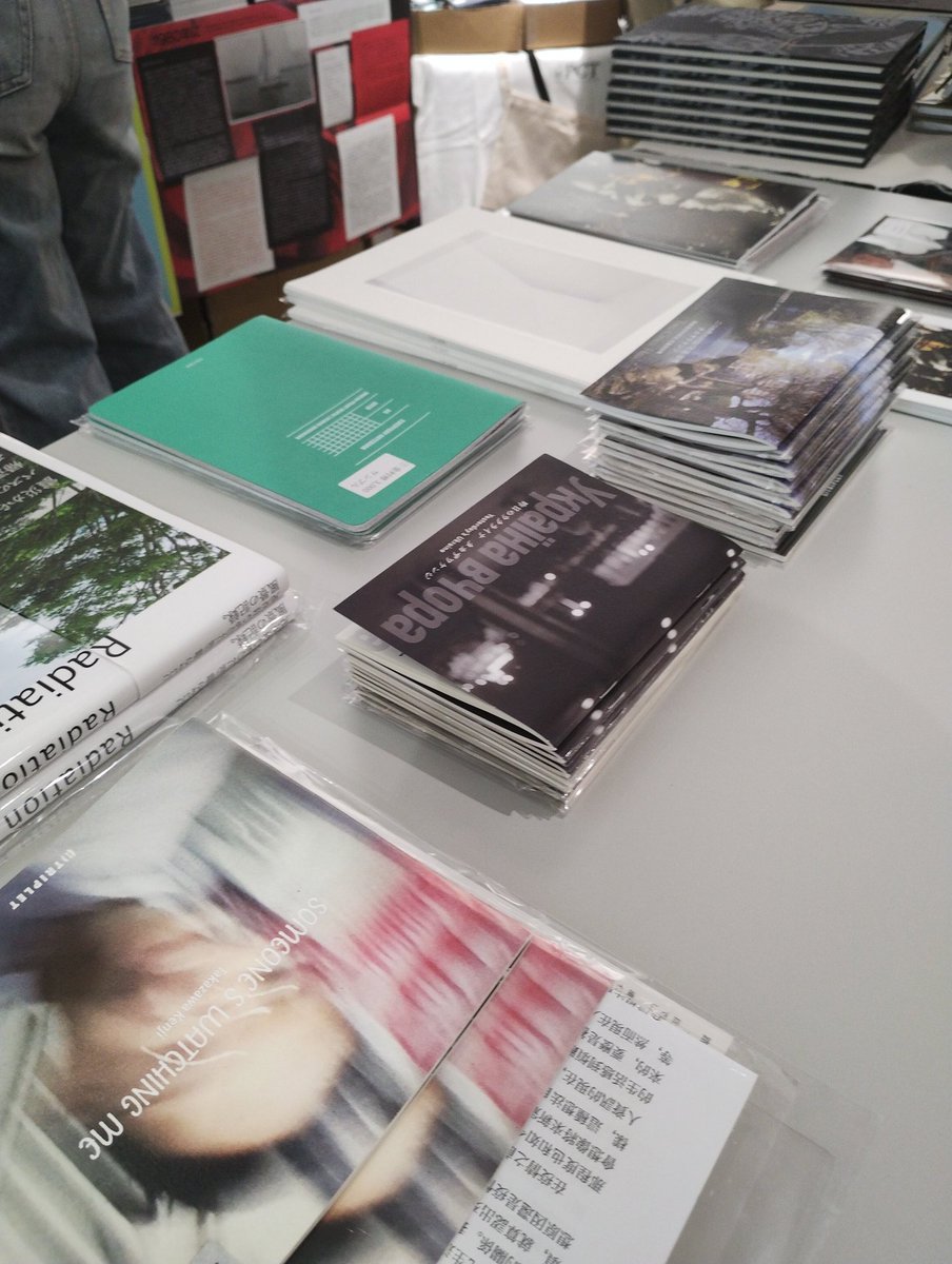 kenkenT's tweet image. 「V Photobook Fair」はじまるよ！　2025年6月7日（土）と8日（日）の2日間、Creative Space Akademeia 21 Harajuku（渋谷区神宮前）で開催。IG Photo Galleryも参加します。本日、7日（土）は石田省三郎×タカザワケンジのトークセッション15:00〜