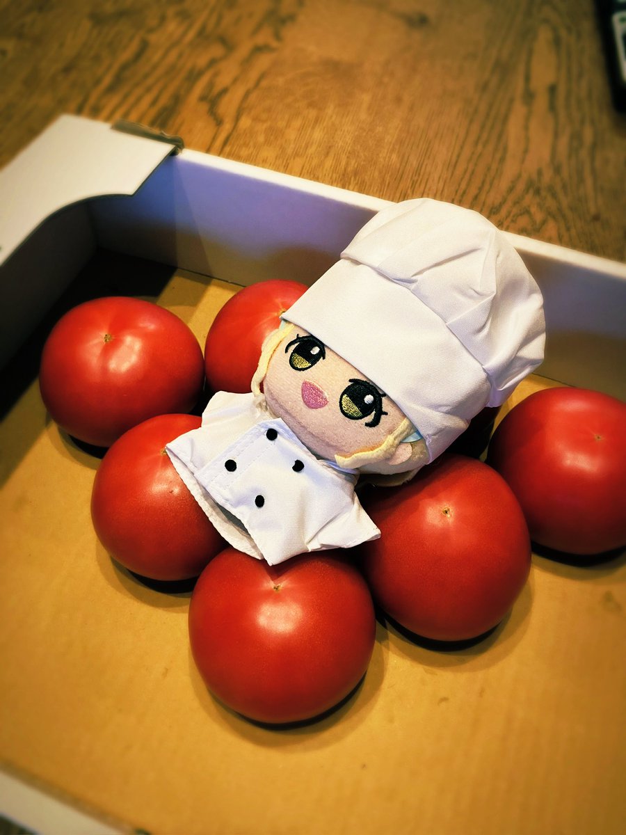 静かに……。野生の藤田シェフは食材にも好かれているようだ。これは先日