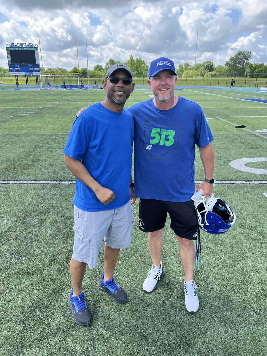Chad Murphy (@coachchadmurphy) on Twitter photo Blessed to hang out w this crew tonight, eat some <a href="/Skyline_Chili/">Skyline Chili</a> & watch some of our graduating players play in SWOFCA All-Star Game!! Proud of our guys!!
Got to see one of favorite humans walking this planet today, Lee Johnsonโฆplease say a prayer for my guy. ๐๐ผ๐๐ฆพ Blessed to hang out w this crew tonight, eat some <a href="/Skyline_Chili/">Skyline Chili</a> & watch some of our graduating players play in SWOFCA All-Star Game!! Proud of our guys!!
Got to see one of favorite humans walking this planet today, Lee Johnsonโฆplease say a prayer for my guy. ๐๐ผ๐๐ฆพ