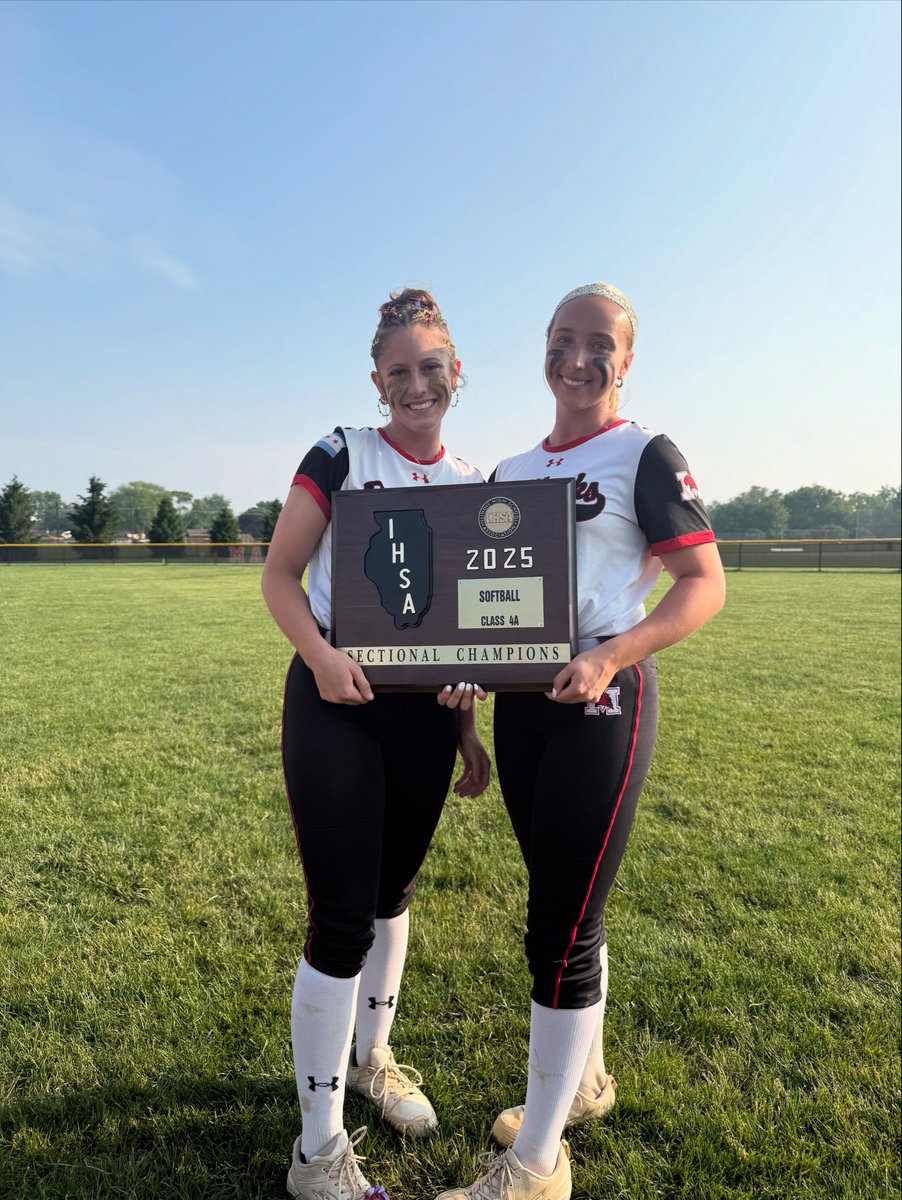 Jason Bolden (@coach_bolden) on Twitter photo Congrats to <a href="/gianna_h18/">Gianna Hillegonds</a> and <a href="/MariJarmoszka9/">Mari Jarmoszka</a> as well as the <a href="/RedHawkSB/">🥎 Marist Softball 🥎</a> softball team on their Sectional Championship today!! Congrats to you both and the team!! Keep it going!! #beboldfastpitch Congrats to <a href="/gianna_h18/">Gianna Hillegonds</a> and <a href="/MariJarmoszka9/">Mari Jarmoszka</a> as well as the <a href="/RedHawkSB/">🥎 Marist Softball 🥎</a> softball team on their Sectional Championship today!! Congrats to you both and the team!! Keep it going!! #beboldfastpitch