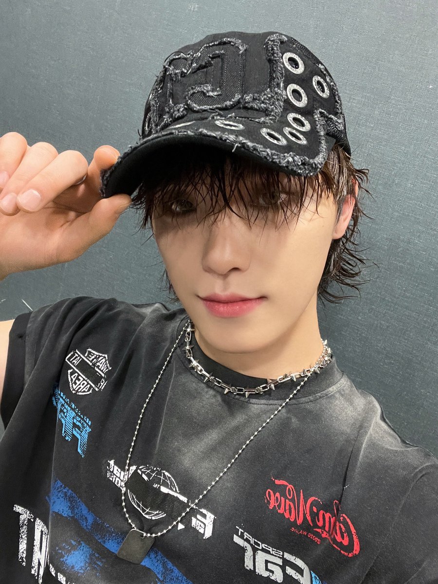 오늘도 행복하게 보내자🫶🏻🫶🏻🫶🏻

#디노 #DINO