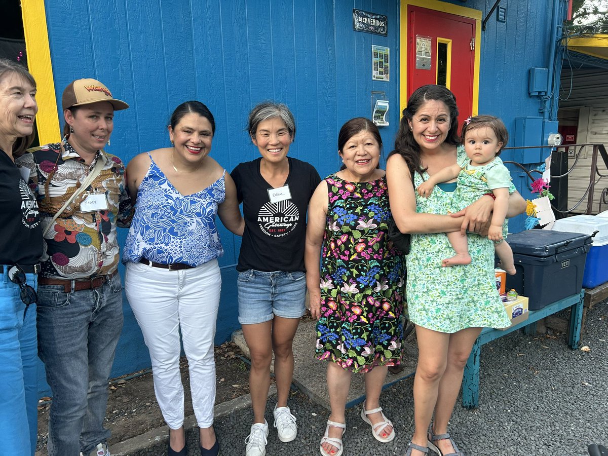 Montserrat Garibay (@montserrat_edu) on Twitter photo Thank you <a href="/GinaForAustin/">Gina Hinojosa</a> for your support and advocacy with <a href="/amergateways/">American Gateways</a> I am beyond proud to be a member of their board #RefugeesandImmigrantsAreWelcome Thank you <a href="/GinaForAustin/">Gina Hinojosa</a> for your support and advocacy with <a href="/amergateways/">American Gateways</a> I am beyond proud to be a member of their board #RefugeesandImmigrantsAreWelcome