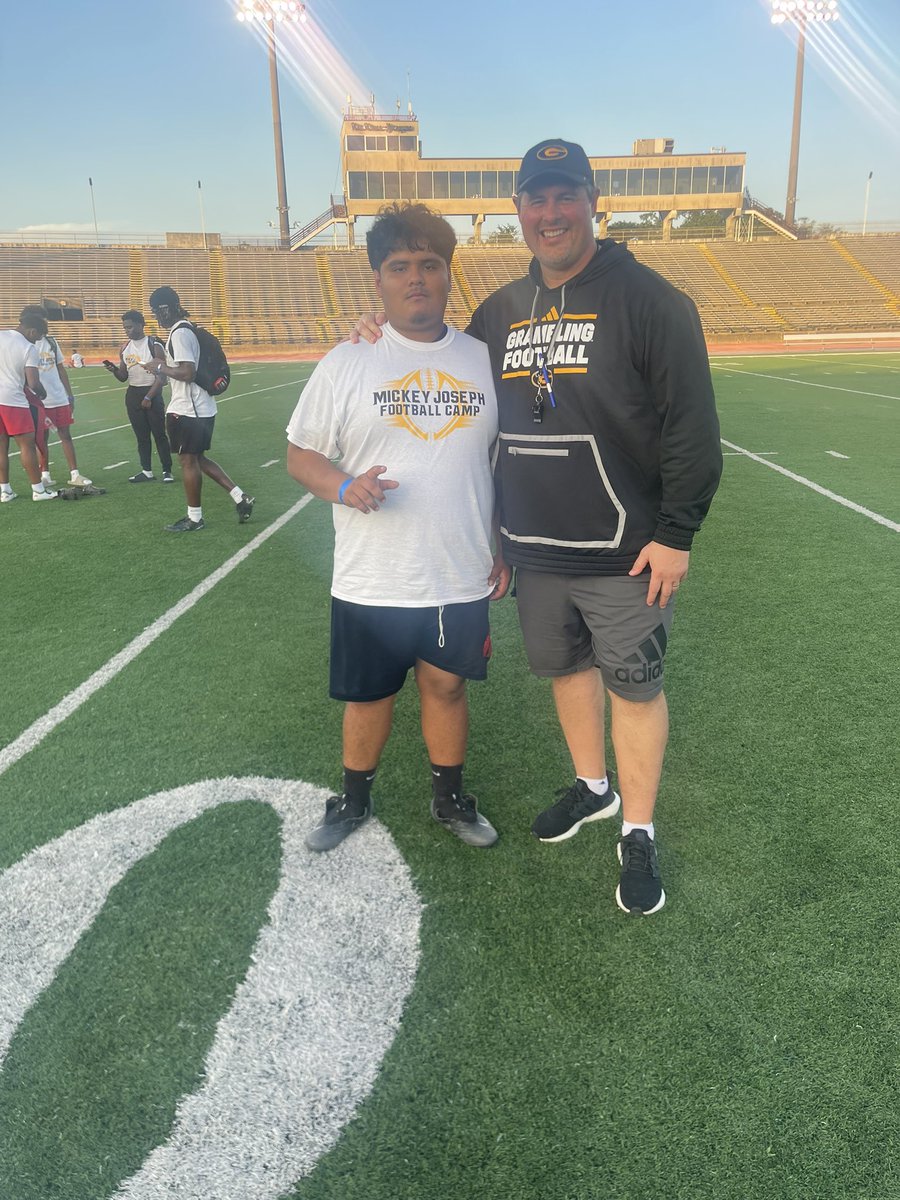 Oscar Cornejo tweet media