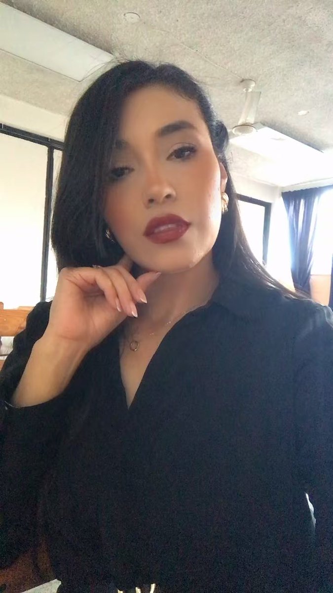 Roxana Linares🦋🍒 (@roxlinares29) on Twitter photo 