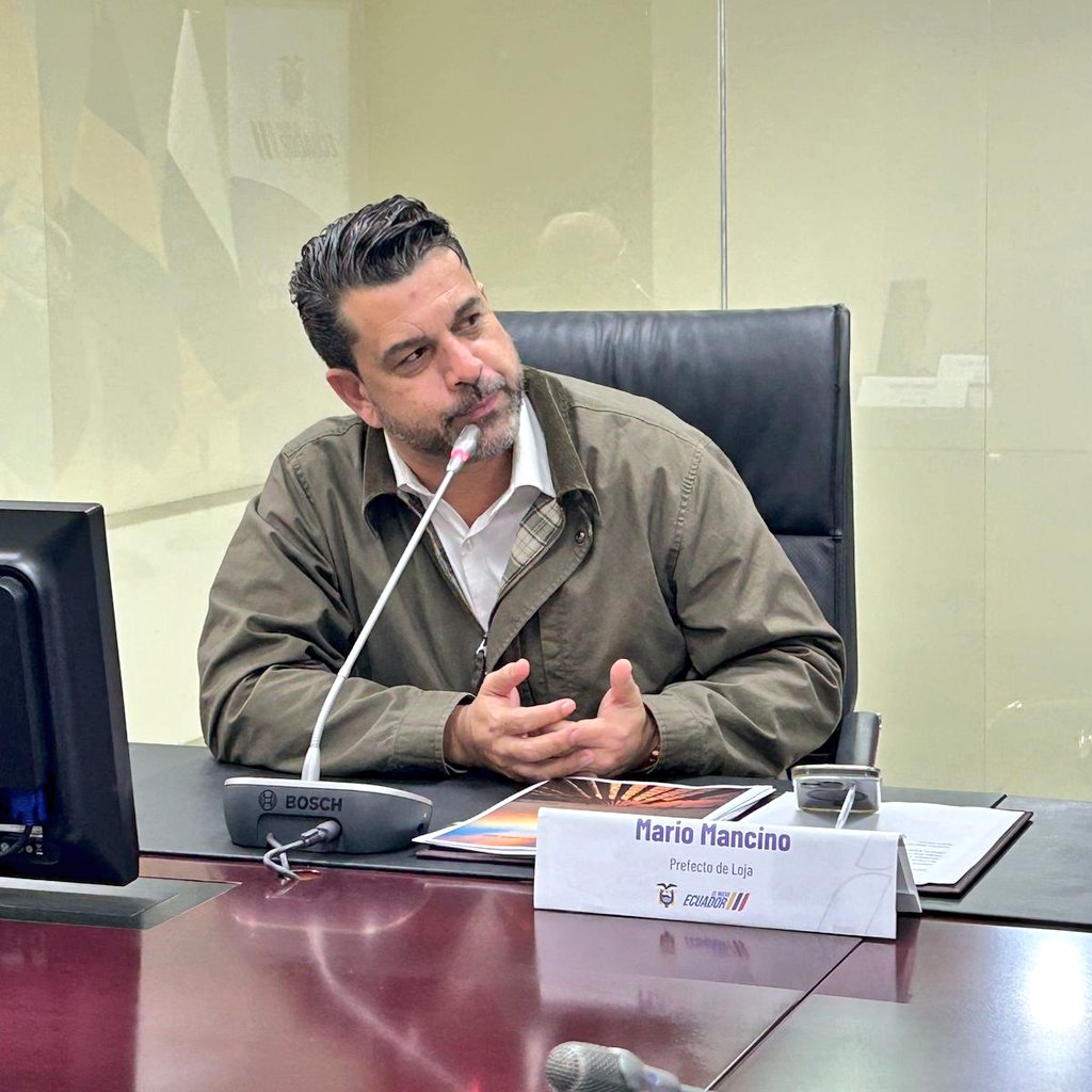 Realizamos la 1ra jornada de socialización del proyecto vial APP Loja – Catamayo con las autoridades provinciales y locales para presentar los avances de los estudios de estructuración (fases de prefactibilidad, factibilidad y estructuración transaccional).

#ElNuevoEcuador 🇪🇨