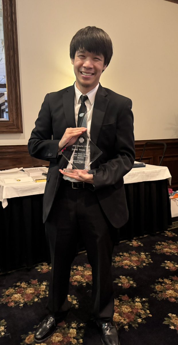 TanimaJanaMD's tweet photo. Congrats to all of the @UTHimres internal medicine and med/peds graduates! We are so proud of you and know you will excel in your future careers!

Special congrats to one of our @UtGastro fellows, Jimmy Pham, for being awarded the 2025 Smythe Award! https://t.co/Nk9ptxyfDN
