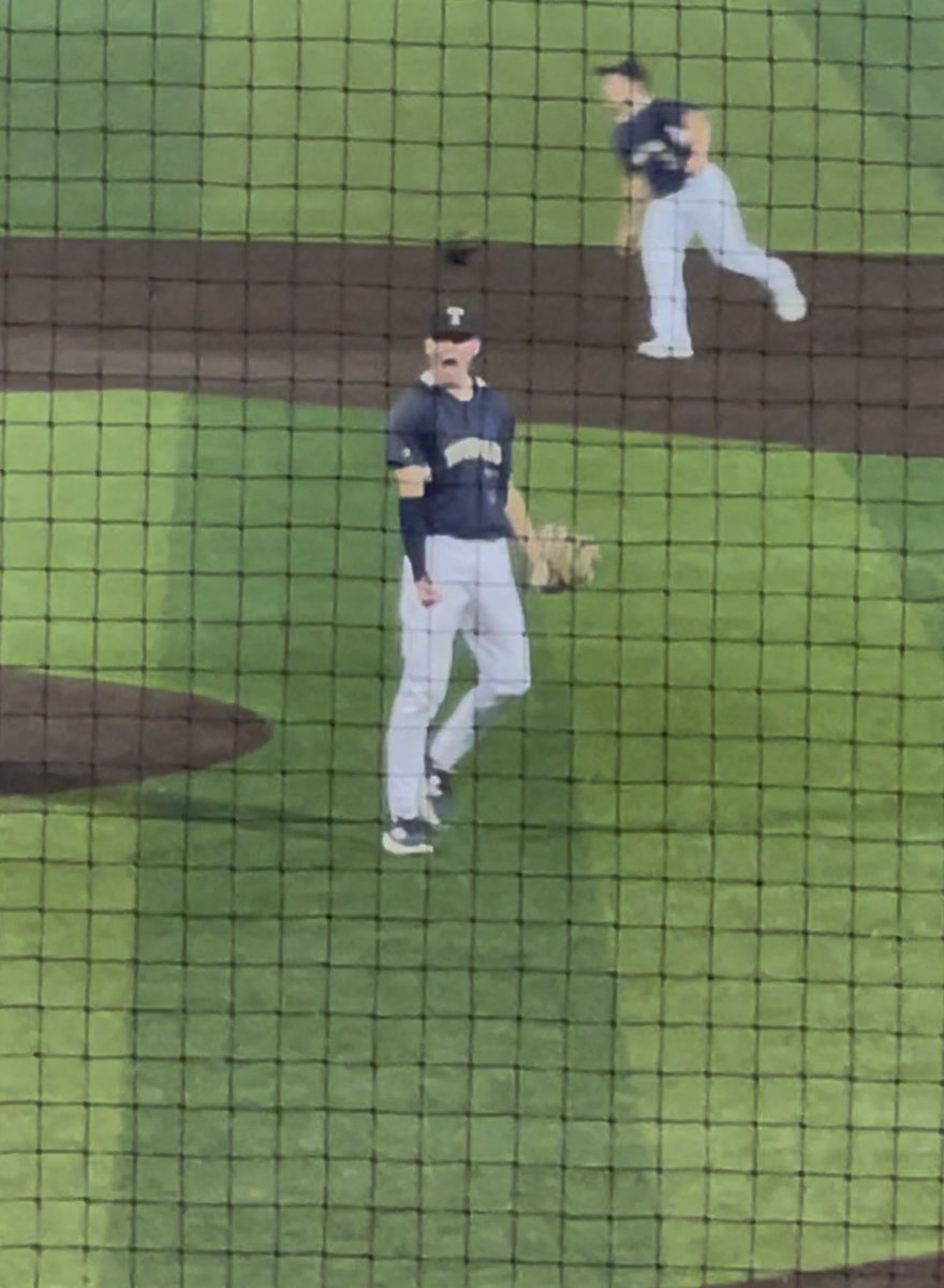 Shoes defeat Sterling Newman Central Catholic 9-3!
Shoes will face SHG tomorrow night @ 7pm for the State Title!
Shoes Jason Kreke goes yard to left for a no doubt 2 Run Bomb!
Caleb Deters got the K to end it &amp; he was Fired up!